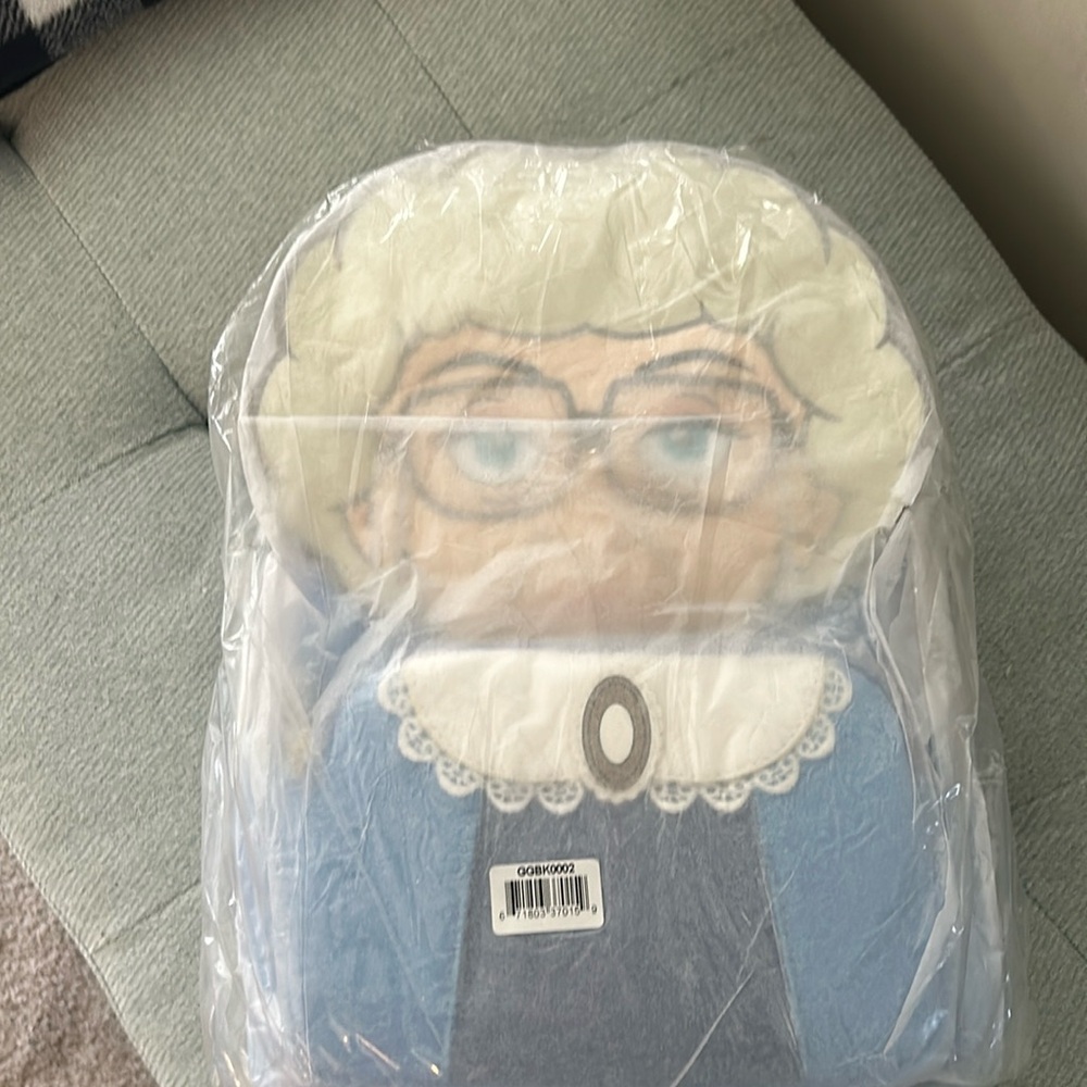 NWT Golden Girls (Sophia) Loungefly Backpack!